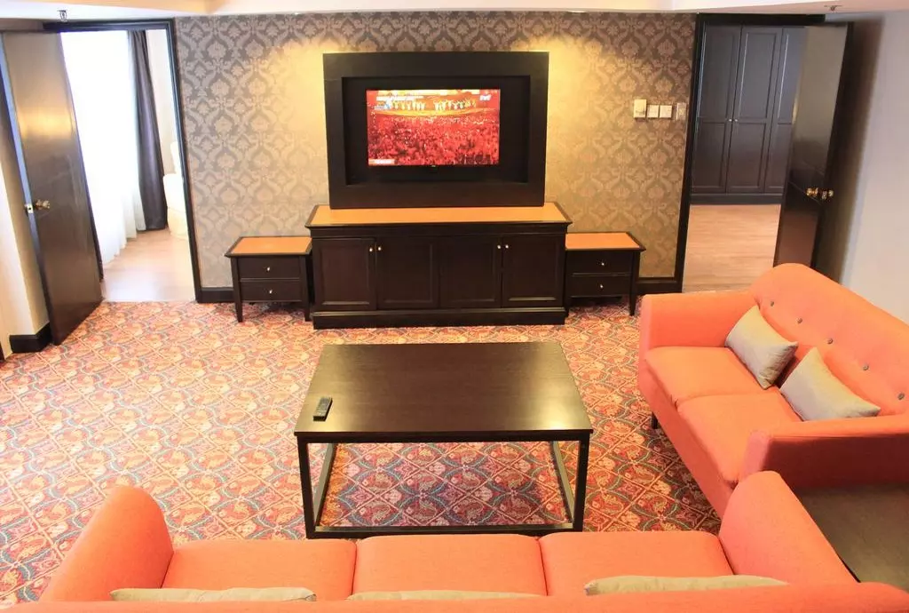 hotel summit kuala lumpur_shabavizparvaz_12.jpg